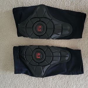 G-FORM PRO-X KNEE PADS